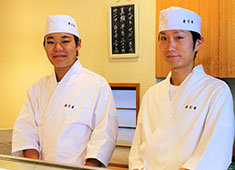 寿司幸（すしこう） 求人 経験が浅い状態で入社したスタッフも今では戦力として活躍中です！