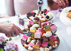 株式会社 アポルテケータリングサービス 求人 経験をいかして自由な発想で、新しいスイーツ・料理を考案してください♪レストラン、ホテル、洋菓子店等経験者歓迎！