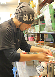 株式会社 味ん味ん 求人