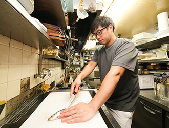 「新宿 古民家 十徳」「名物京風おでんと地鶏の店 とく一」「十徳 本店」etc. 求人