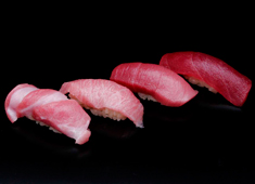 ありそ鮨し／株式会社 荒磯 求人 他の回転鮨店では見られない魚介類を常に取り揃えております。こだわりの鮨店で働きませんか。