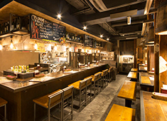 株式会社ダイナックホールディングス(サントリーグループ・東証2部上場企業) 求人 新しいキャリアプランを構築しませんか。好奇心旺盛な方大歓迎です。和食も経験したい洋食経験者も大歓迎です。