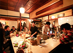 株式会社夢屋 求人 お料理、空間、スタッフ、全てでお客様をおもてなし。