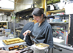 「海と畑の旬 暖」「しょうがの香り。」「酉ひで」／株式会社クリエイティブアルファ 求人 「人間関係が良い」と全員が自信を持って言える環境。声をかければプライベートでも集まるほど仲良しな店舗も♪