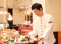 株式会社 柿安本店 （レストラン営業部・惣菜営業部・料亭 柿安）　※ジャスダック上場企業 求人 家族がいる方も、安心して長期間勤務することができます。