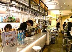 GARDEN Bistro＆Wine／STYLE COMPANY株式会社 求人 働き方が選べる（月6日休み、月8日休み）など、環境づくりにも力を入れています。