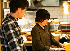 株式会社ROMAN CREATE 求人 休みがきちんと取れる環境なので、プライベートも充実◎自分の時間をしっかり持てるのでオンとオフをキッチリ持てますよ！