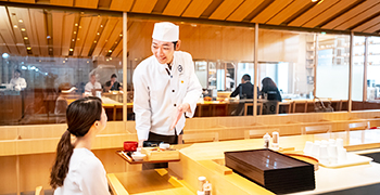 東京エアポートレストラン株式会社 求人
