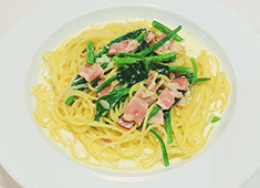 ウエインズ カフェ／横浜トヨペット 株式会社 求人 家族や自分の時間が欲しい方や、大手企業で将来正社員として活躍したい方にピッタリの環境です！
