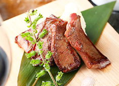 肉 かぶく 求人 舌の肥えたお肉好きのお客様でも満足して頂ける、ハイクオリティなお店にしていきましょう！