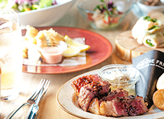 NoMad Grill｜Lounge（ノマド グリル｜ラウンジ）／株式会社 Edge（エッジ） 求人 「東京で、日本人にしか創れないレストランを創る」がテーマです。
