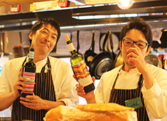 やきとりにしだ場／炭酒場カミナリ屋、他／株式会社カミナリ屋 求人 当社入社後に結婚したスタッフも多数！あなただけでなく、ご家族も安心できる勤務環境が完備されています！！