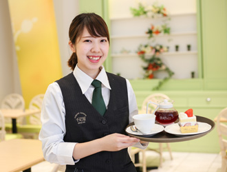 千疋屋フルーツパーラー／株式会社京橋千疋屋 求人