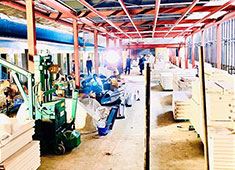 株式会社 浜倉的商店製作所 求人 只今12月のオープンに向け工事の真っ最中！貴方が輝けるステージを作り上げます！オープンの日を一緒に迎えませんか！