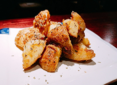 肉ビストロ NOR（ノア） 求人 北海道のじゃがいもをシンプルに味付けた逸品！あなたのアイデアで新しい料理もドンドン提案してください！
