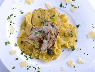 Trattoria Restaurant CARESS 求人
