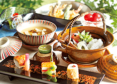 株式会社 なだ万 求人 長年、お客様に愛され続けている料理を学ぶチャンスあり。
