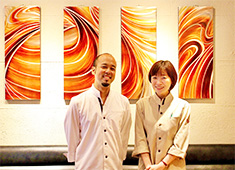 Da frac'è／ダ・フラーチェ 求人 オンは真剣に、オフは思い切りはじける！気さくに話しかけてくれて、私達の事をいつも気にかけてくれています。楽しい！