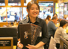 MAR-DE NAPOLI JAPAN INC.／マルデナポリ、DA BOCCIANO！、山半、ほか 求人 ホール希望の方も同時募集中！「アルバイトの経験を活かして、社員を目指したい」そんな方も大歓迎です！