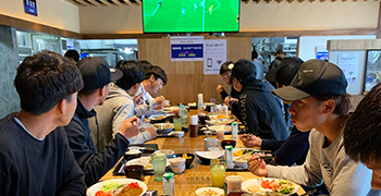 ゼルビア×キッチン（FC町田ゼルビア直営） 求人