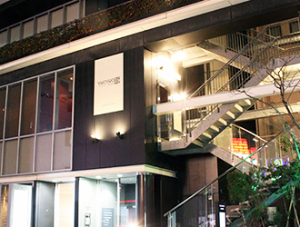YAKIYAKIさんの家-AKASAKA・YAKIYAKIさんの家-OMOTESANDO／株式会社 サイズフーズ 求人