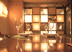 「DINNING BAR Chou Chou シュシュ」／株式会社アイズ　飲食事業部 求人 カジュアルな雰囲気の中、本格志向の料理を提供中！