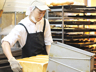 Boulangerie et Cafe Pere et Mere（ペル・エ・メル）／株式会社 三栄堂 求人