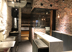 虹色cafe／N&Nエンターテイメント株式会社 求人 店内は現在工事中。創業メンバーとして、新たなお店を一緒に創り上げませんか！？
