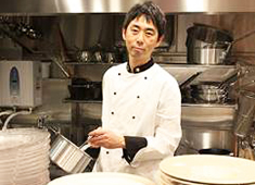il Crescente （イル　クレッシェンテ） 求人 