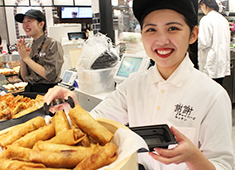 「桂林」「謝謝TOKYO」／株式会社 横浜桂林 求人 20代から50代までの幅広い年代が活躍中！年令を問わずご応募ください。