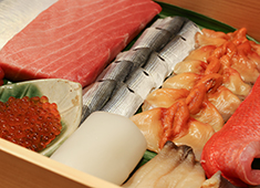 龍月 SUSHI 求人 素晴らしい食材のみを使用しているからこそ、寿司職人は安心して、自信をもって提供することができます。