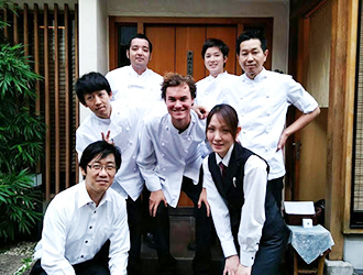 坂の上レストラン／株式会社アヤカンパニー 求人