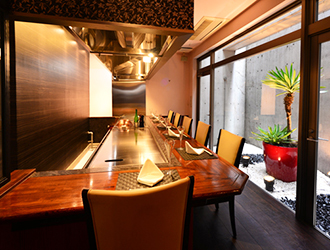 鉄板焼き ステーキ 湛山（たんざん） 求人