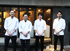 「神田 居酒屋 こころ」「飯田橋 喝采」「渋谷 三心」／株式会社 Grant 求人 【渋谷 三心】JR渋谷駅西口より徒歩7分／客席数32席／客単価7500円
