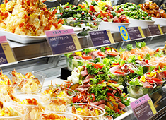 株式会社 柿安本店 （レストラン営業部・惣菜営業部・料亭 柿安）　※東証一部上場企業 求人 美味しいのは当たり前。目で見ても楽しめる美しい料理を提供しています。
