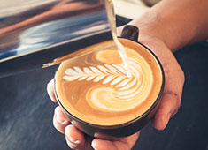 「MIGUEL Y JUANI」etc新規プロジェクト事業部 求人 女性も正社員として長く勤められるような職場環境を創っています。