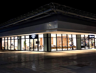 株式会社スノーピーク【東証一部上場】／Snow Peak Eat グランベリーパーク南町田店 求人