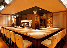 株式会社NATOMICS／せき亭、和食や ちそう、魚斉（うおなり）、魚光（うおこう）、他 求人 【自由が丘 ちそう】客単価7000～本格和食をカジュアルに。若い方も和食に親しめるようにつくったお店です。