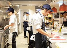 EATALY Asia Pacific, LTD.（イータリー・アジア・パシフィック株式会社） 求人 調理経験者歓迎！新メニューの提案などのチャンスもあります。