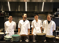 「神田 居酒屋 こころ」「飯田橋 喝采」「渋谷 三心」／株式会社 Grant 求人 【飯田橋 喝采】JR飯田橋駅東口より徒歩4分／客席数32席／客単価7500円