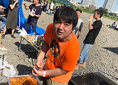 旬炉　あわい 求人 近隣店とも仲が良く、合同でＢＢＱ、お花見などイベントも定期開催！高価な食材を持ち寄る等、どんな時も食に貪欲(笑)