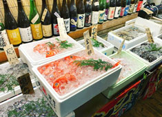 横浜 魚寅本店(オリエンタルグループ) 求人 年令不問。男女不問。調理師免許不要。20～60代まで幅広い年代が元気に活躍中！