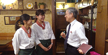 イタリアの食卓 ポコアポコ／有限会社 周山商事 求人
