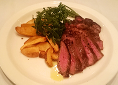 イタリアの食卓 ポコアポコ／有限会社 周山商事 求人 高単価なレストランの様に肩肘張ったお店ではなくカジュアルさを大切にしているのでお客様と近い距離で働きたい方にも最適