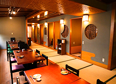 株式会社オフィスタナカ（ご当地飲食店プロジェクト事業部） 求人 田なか屋本店では日本酒４０種類焼酎３０種類を店舗で選んで仕入れしてます。