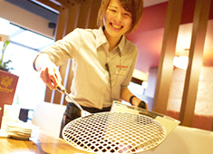 焼肉 いのうえ／株式会社 アイティープラス 求人 月8日休みの選択も可能です！休日重視のスタイルで働けます。