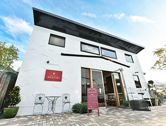 BOULANGERIE Cafe Ruban（リュバン）、RESTAURANT MEGUMI（メグミ）／株式会社フローラ企画 求人