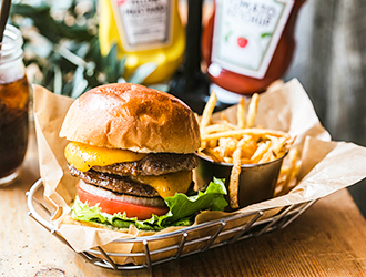 「J.S. BURGERS CAFE」／株式会社 フレーバーワークス（ベイクルーズグループ） 求人