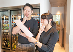 SAGOEMON 西新宿店／佐五右衛門、他／株式会社グッドスパイラル 求人 今後の展開も予定しておりますが、「スタッフ全員で創る」という事を大切に、良い意味での個人店らしさを忘れずいきます！