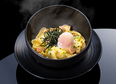 五代目 花山うどん銀座店、他／株式会社花山うどん 求人 【カンブリア宮殿】取材メニュー、常識を覆す【鬼ボナーラ】